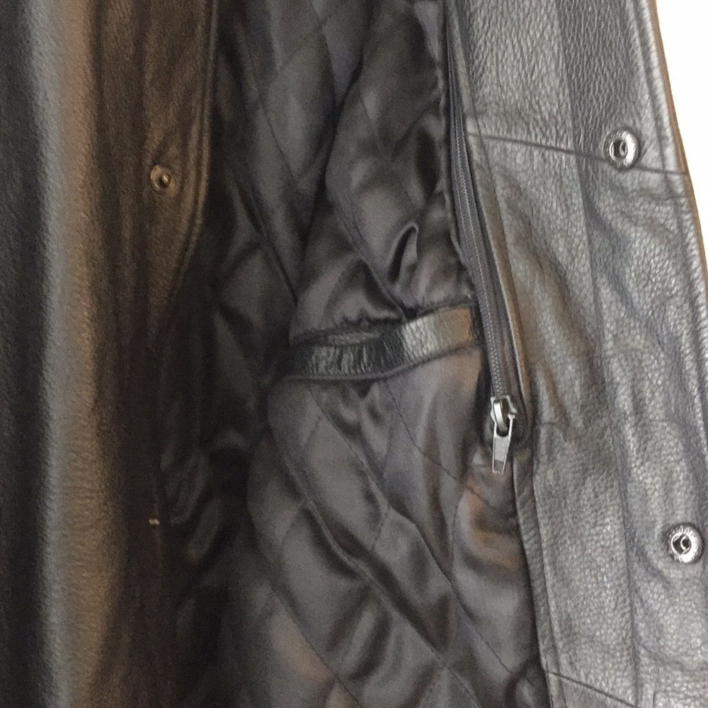 NEW! REAL LEATHER BODY VARSITY JKT W REAL WOOL SLEEVES. Unheard of combination! - Picture 5 of 6